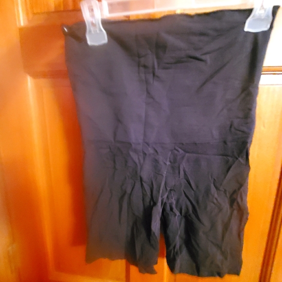New High Waisted Shaper Short, size XL - XXL - Picture 1 of 6